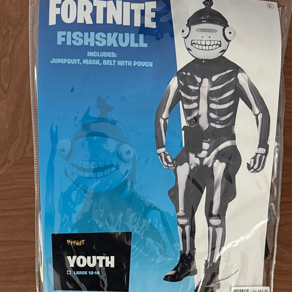 Spirit Fortnite Fishskull Costume - Black and White